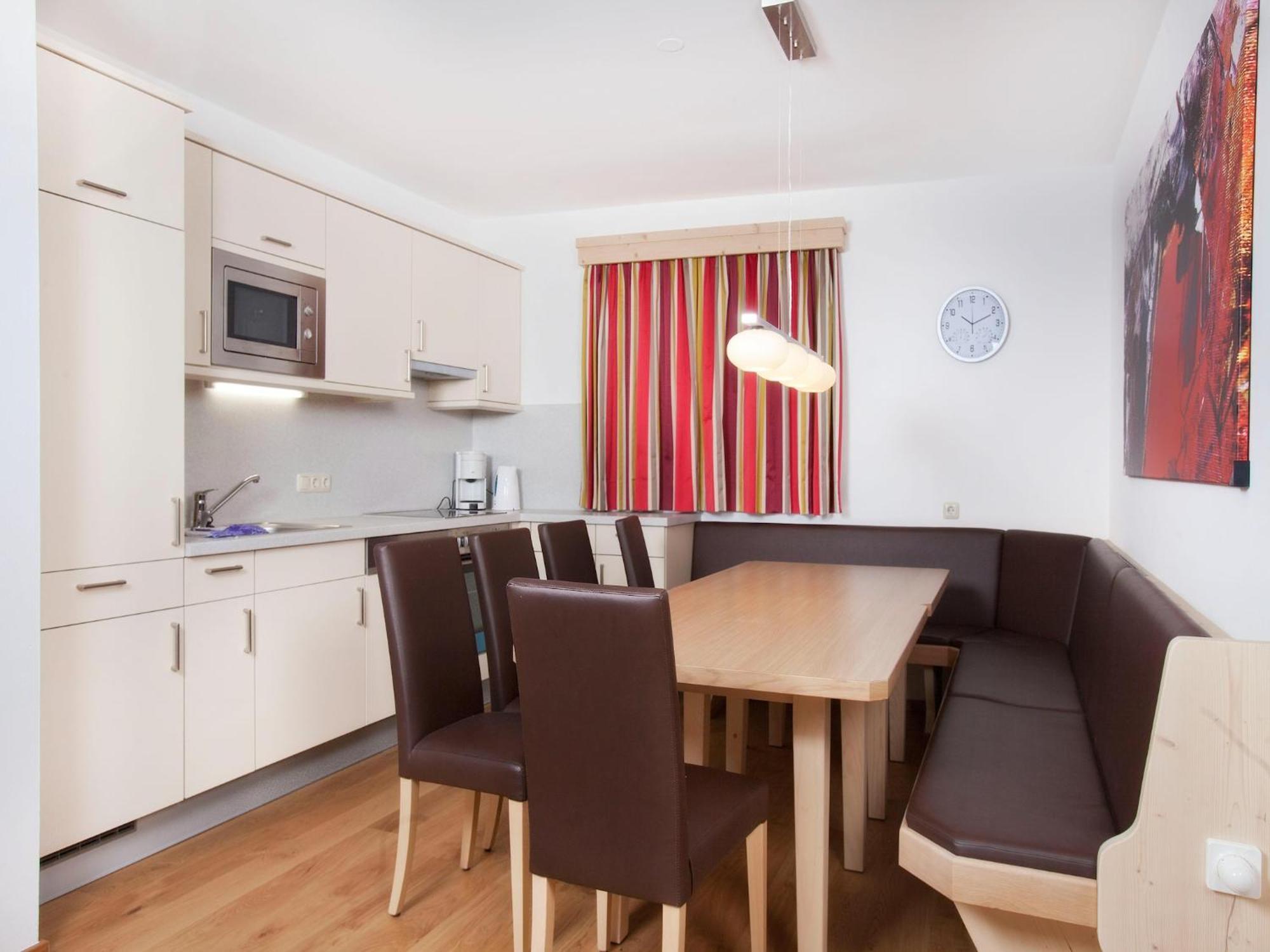 Apartment In Wald Im Pinzgau With Swimming Pool And Views Ngoại thất bức ảnh
